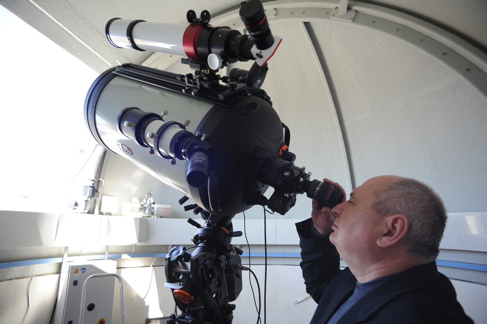 Echipamente și Telescoape – Observatorul Astronomic UTM